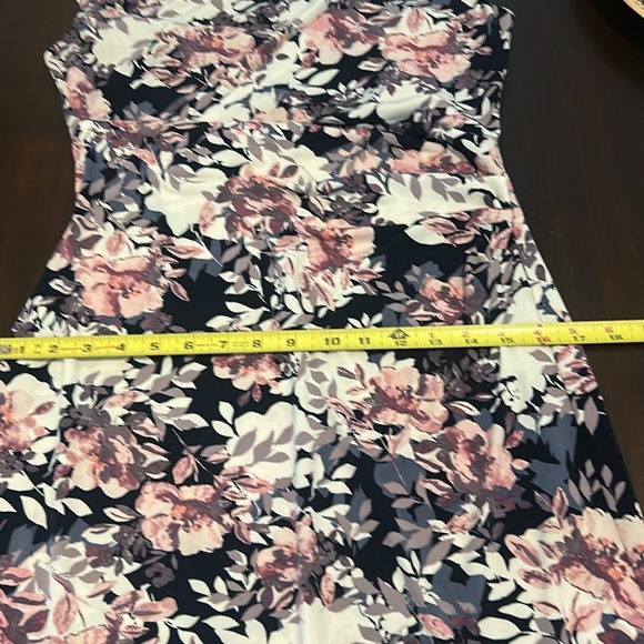 Connected Apparel Floral Faux Wrap Midi Dress Ruched Side Sleeveless Size 8 - Picture 16 of 16